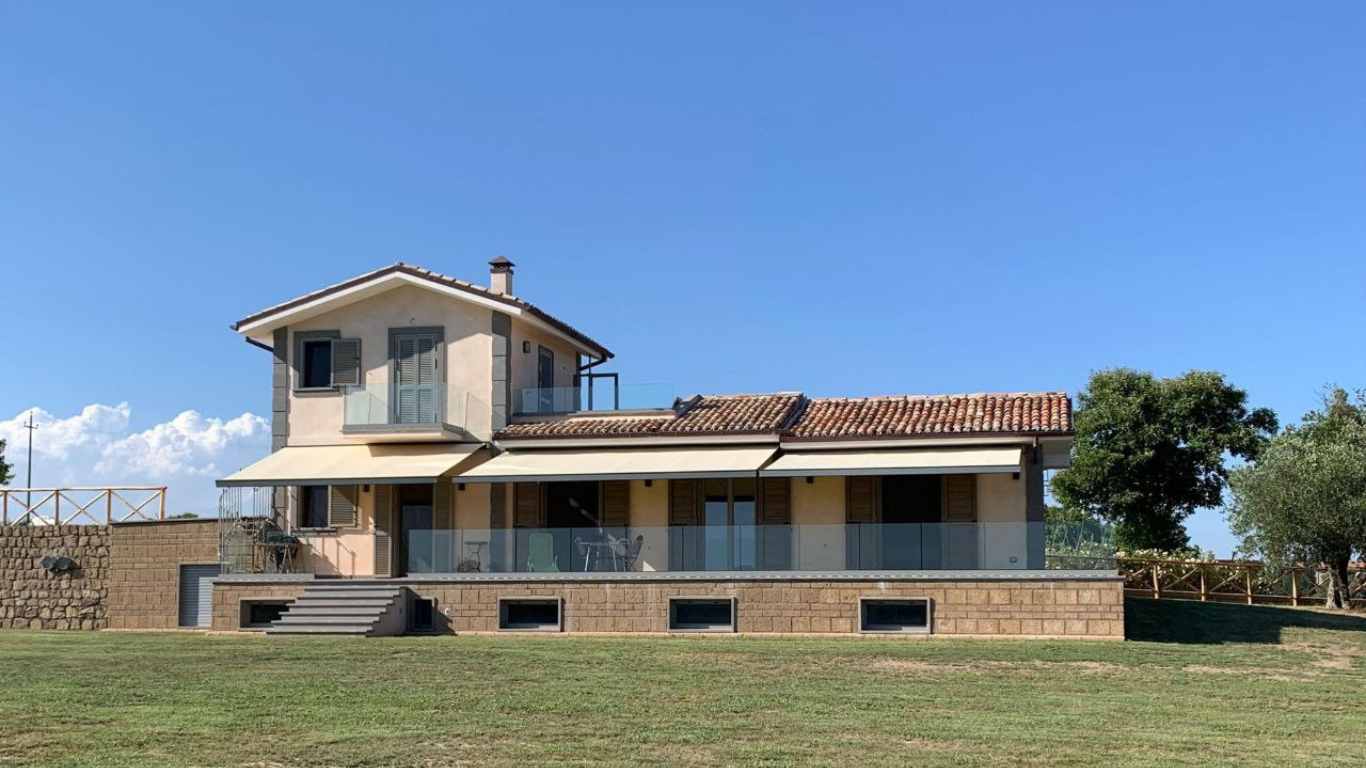 Copia di Adora Montminy (11)